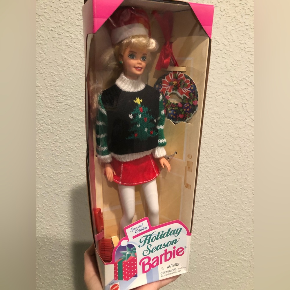 Barbie Holiday Season - NEW IN BOX - Picture 2 of 6